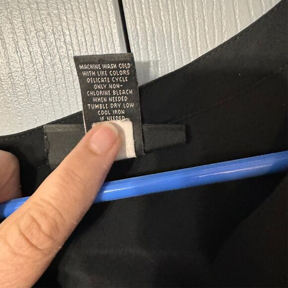 Lane‎ Bryant 18/20 women 1/4 Button Long Sleeve Open V Back Blouse - Picture 5 of 9